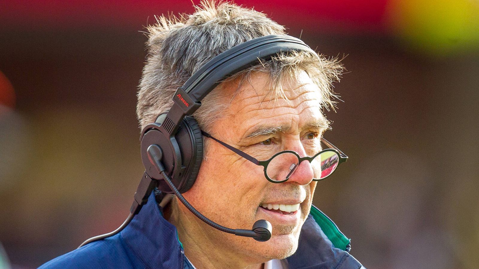 
                <strong>Jim Zorn (Seattle Dragons)</strong><br>
                Auch Jim Zorn war bereits Head Coach in der NFL. In den Spielzeiten 2008 und 2009 ist er Cheftrainer der Washington Redskins gewesen. Seine Bilanz: 12 Siege, 20 Niederlagen, keine Playoff-Teilnahme. Einen größeren Stellenwert nimmt der heute 66-Jährige in der Geschichte der Seattle Seahawks ein. Zorn war in seiner aktiven Zeit der erste Starting-Quarterback der 1976 gegründeten Franchise und behielt diese Funktion über acht Jahre. Später kehrte er als Assistenztrainer zu den Seahawks zurück. Seine letzte Funktion: 2011 und 2012 war er Quarterback-Coach der Kansas City Chiefs.    
              