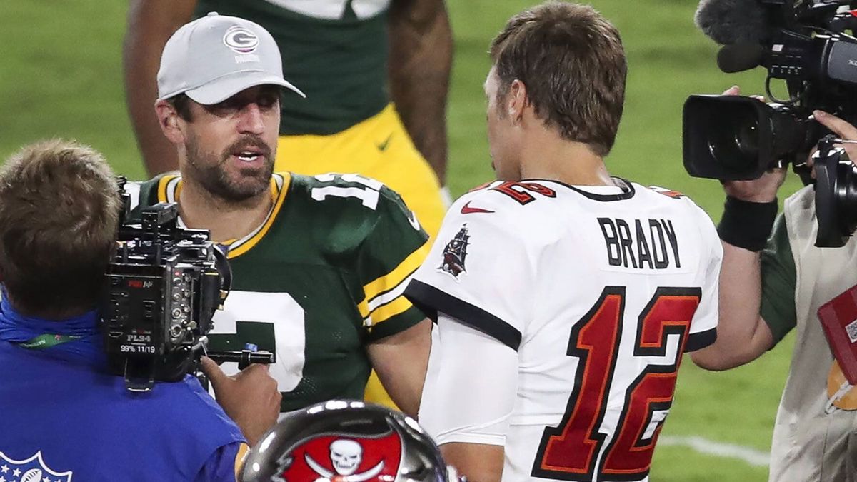 Tom Brady und Aaron Rodgers im Vergleich