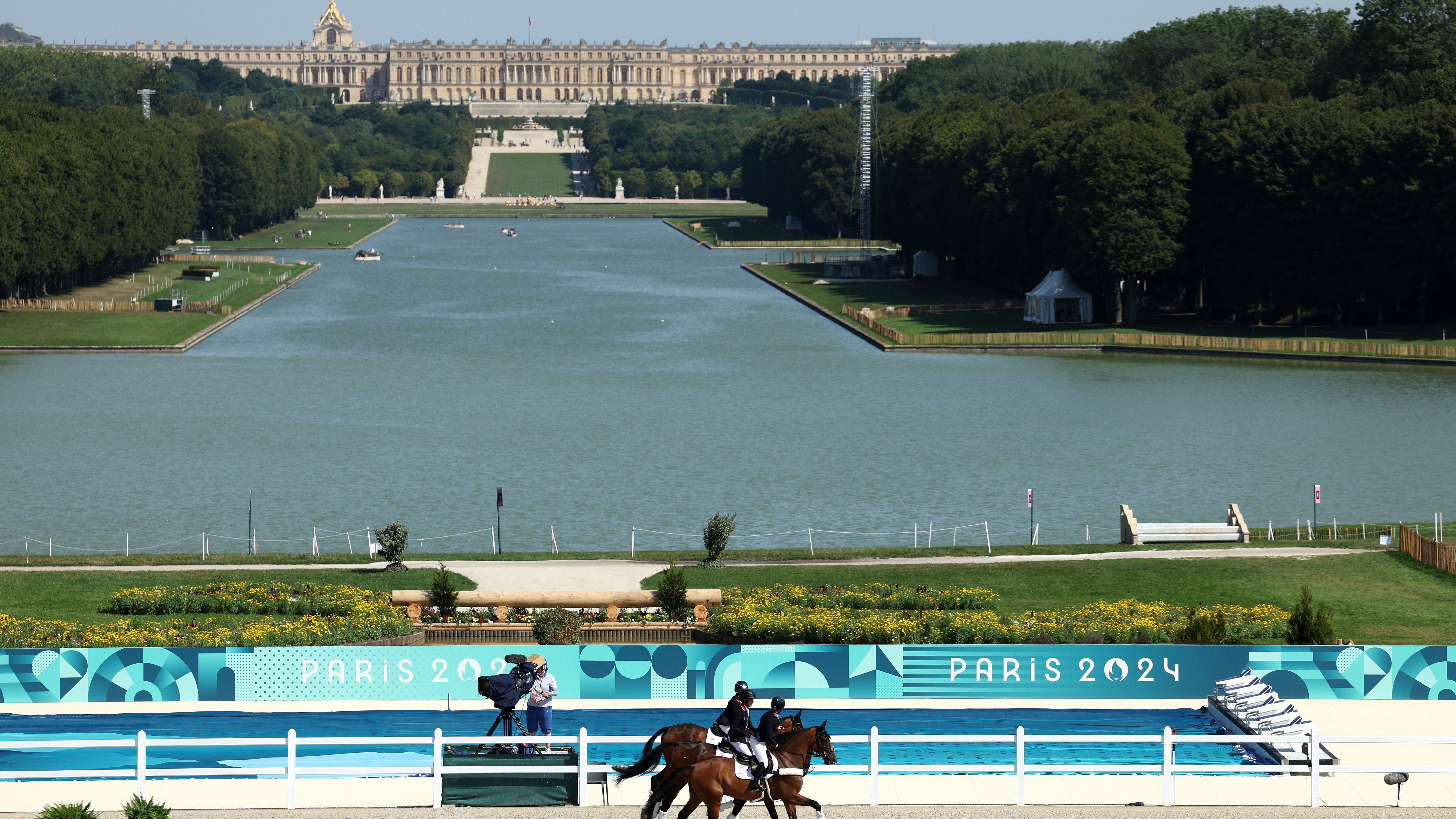 <strong>Olympia 2024: Die besten Bilder des dritten Tages</strong><br>... vor beeindruckender Kulisse, direkt vor dem Schloss Versailles.