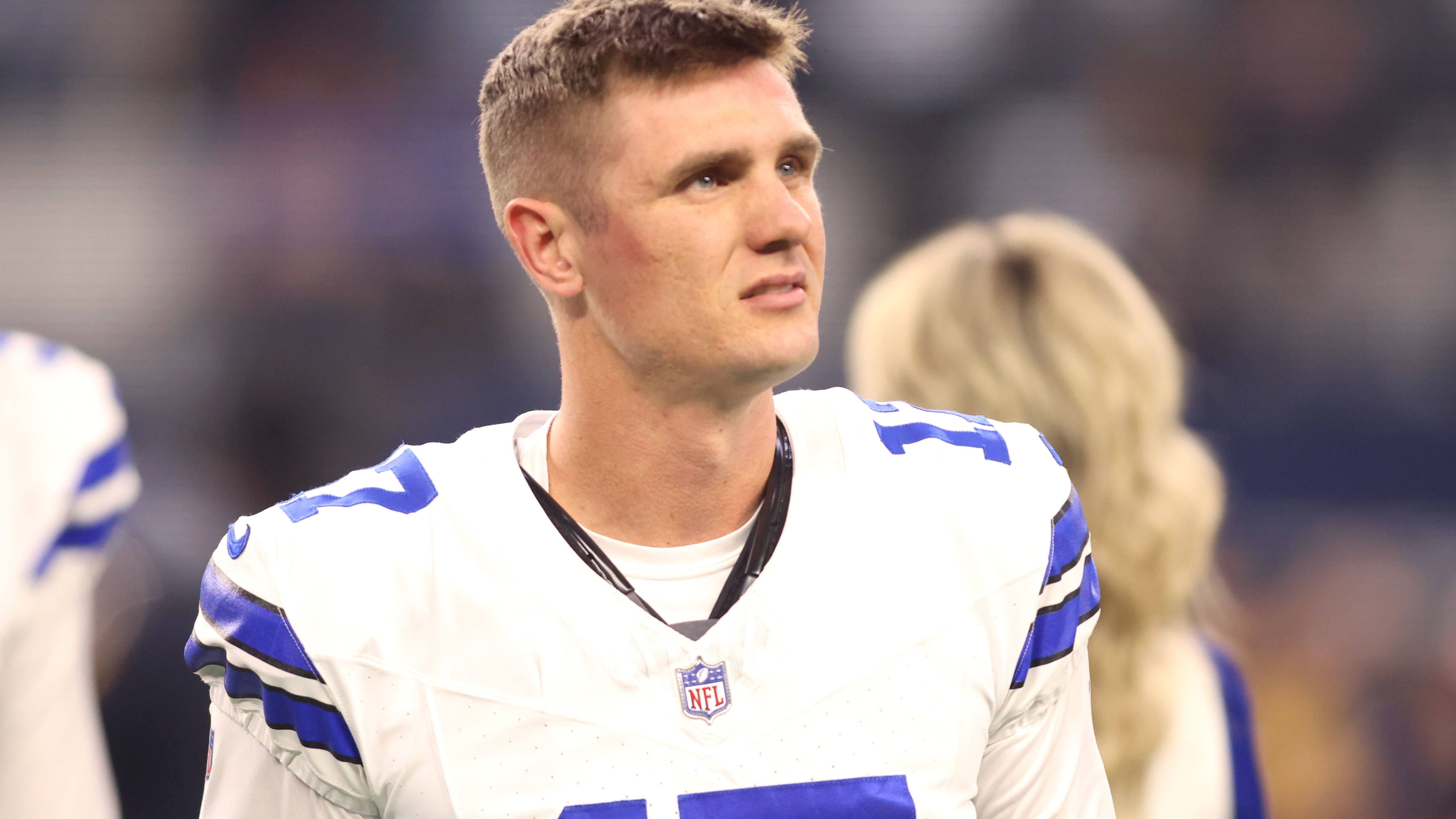 <strong>Kicker: Brandon Aubrey (Dallas Cowboys)</strong> <br><a href="https://www.ran.de/sports/american-football/nfl/news/brandon-aubrey-vom-fussballer-zum-nfl-top-kicker-326738">Ein Fußballer ohne Verein wird zum besten Kicker in der NFL.</a> Diese Geschichte ist so schön, dass Aubrey selbstverständlich zum <strong><em>ran</em></strong>-MVP auf der Kicker-Position wird. Seine Zahlen in der Saison 2023: 36 von 38 Field Goals und 49 von 52 Extra-Punkten verwandelt. Viel mehr geht nicht.