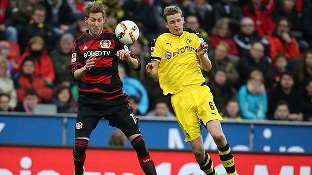 
                <strong>Sven Bender (Borussia Dortmund)</strong><br>
                Sven Bender (Borussia Dortmund): Räumte vor der Abwehr gewohnt souverän auf und hatte in der ersten Hälfte am meisten Ballkontakte. Versuchte das Spiel anzukurbeln. ran-Note: 3+.
              