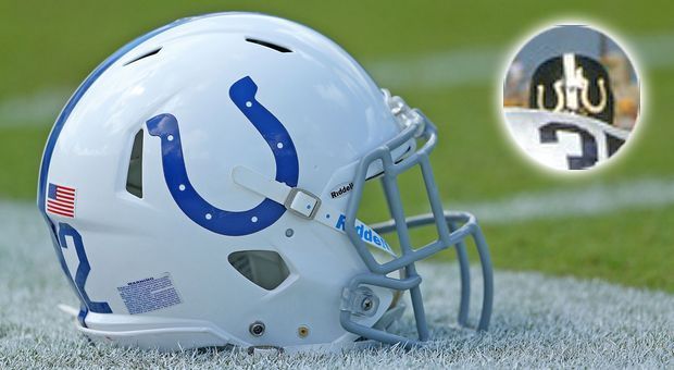 
                <strong>Indianapolis Colts - 1957</strong><br>
                Indianapolis Colts - 1957
              