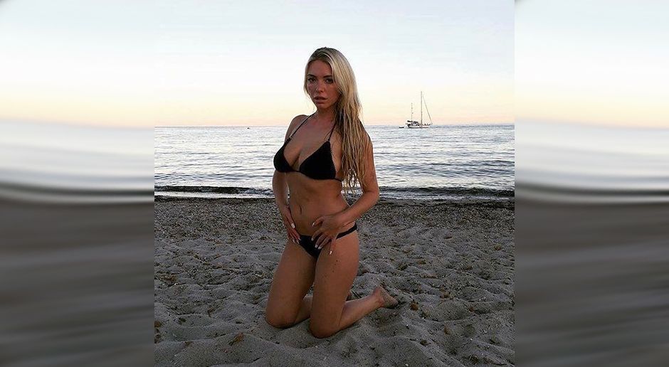 
                <strong>April Summers</strong><br>
                Findet sich Atletico-Trainer Diego Simeone bald am Strand mit dieser schönen Dame wieder? Wenn es nach Playboy-Model April Summers geht, ja. Denn die 28-Jährige richtete sich kürzlich mit einem Instagram-Video an Simeone.
              
