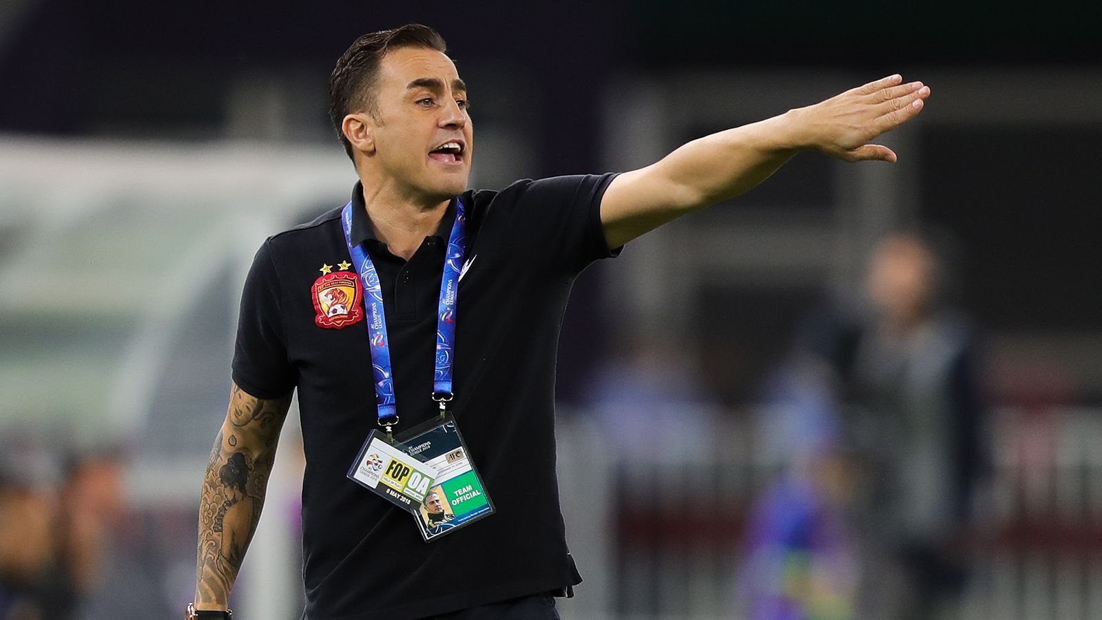 
                <strong>Platz 7: Fabio Cannavaro</strong><br>
                Gesamtverdienst pro Jahr: 14 Millionen Euro (12 Millionen Euro Jahresgehalt + 2 Millionen Euro Werbeeinnahmen)Team: Guangzhou EvergrandeIm Amt seit: November 2017Vertrag bis: November 2022
              