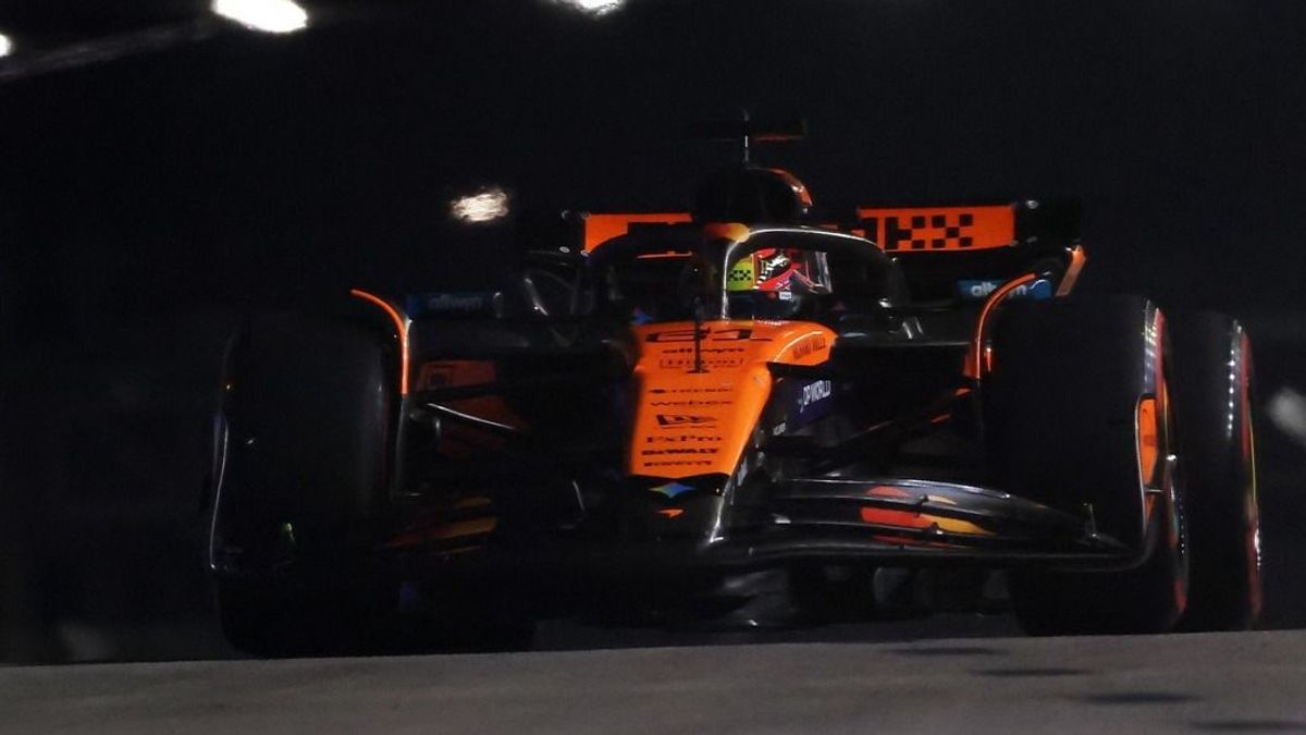 Oscar Piastri im McLaren MCL39 in Singapur 2025