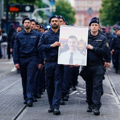 Öffentliche Trauerfeier nach tödlicher Messerattacke