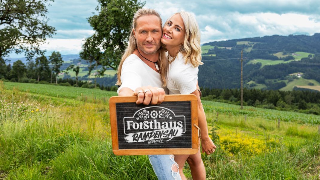 Das Pärchen Nico Schwanz und Viktoria "Dodi" Schuler ist bei "Forsthaus Rampensau Germany" 2024 dabei.