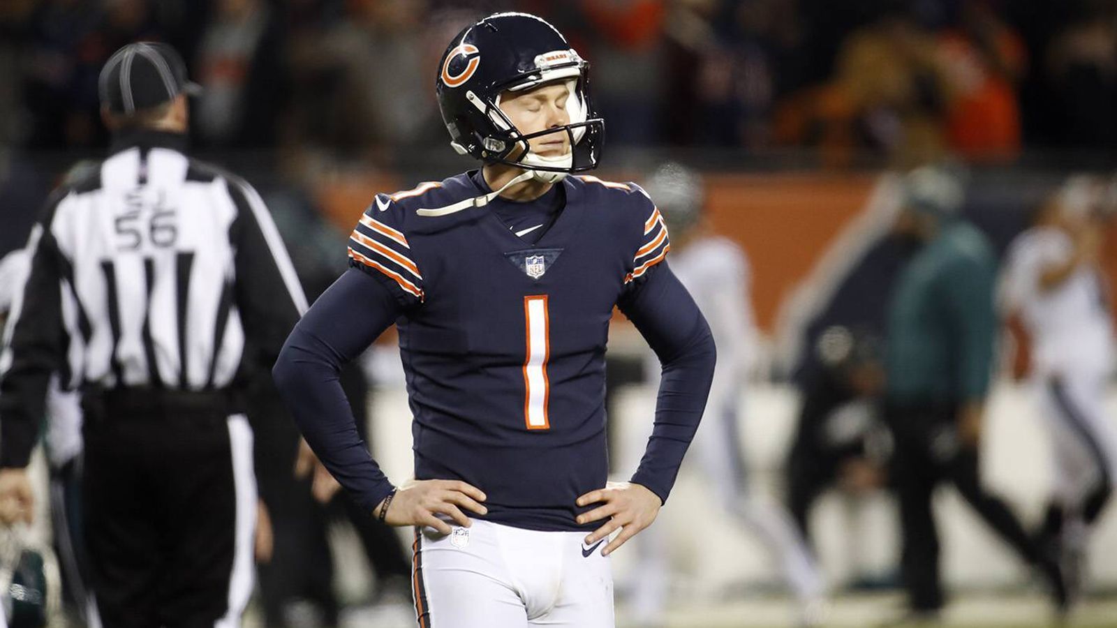 
                <strong>Parkeys Vorgänger: Diese Kicker kosten ihrem Team den Sieg</strong><br>
                Bears-Kicker Cody Parkey vergab in der Wild-Card-Round gegen die Philadelphia Eagles Sekunden vor Schluss das Field Goal zum Sieg. In der Geschichte ist er damit aber nicht der erste Kicker, dem in entscheidenden Momenten die Nerven versagen. ran.de zeigt euch weitere vergebene Game-Winning-Field-Goals in der NFL-Historie. 
              