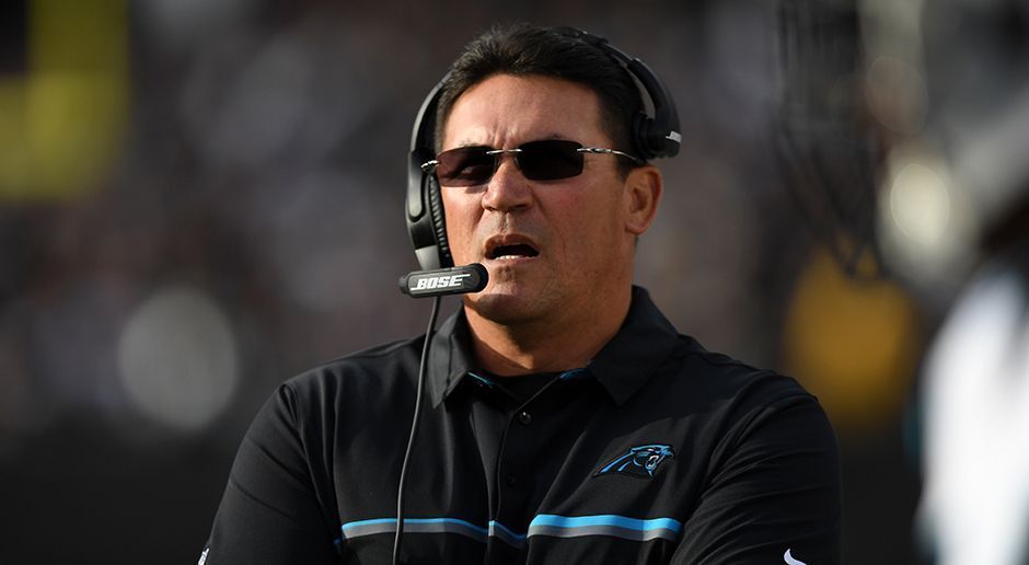 
                <strong>Ron Rivera - Carolina Panthers</strong><br>
                Diese Saison möchte Ron Rivera wohl so schnell wie möglich vergessen. Obwohl er mit Cam Newton und Luke Kuechly zwei der besten Offense- und Defense-Spieler in seinen Reihen hat, kann er im Jahr 2016 nur eine Bilanz von 4-7 vorweisen. Sein Glück: Die Teilnahme am Super Bowl in der vergangenen Spielzeit dürfte ihm seinen Job wohl sichern. Sollte er jedoch auch noch den Rest der anstehenden Spiele verlieren, könnte es nochmal eng für den 54-Jährigen werden. 
              