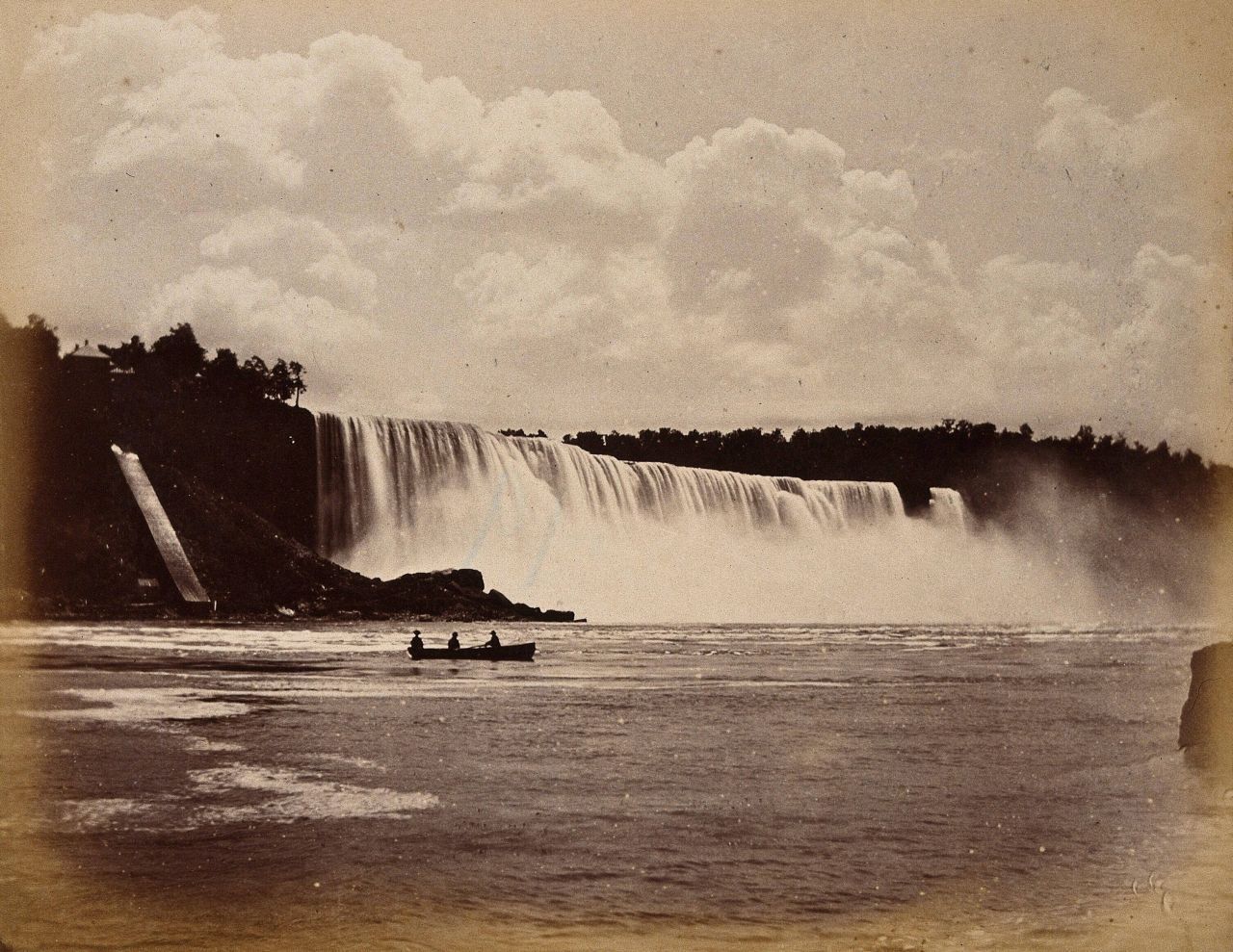 Dieses Bild entstand circa 1880. Schon damals galten die Niagarafälle als eine Sehenswürdigkeit.
