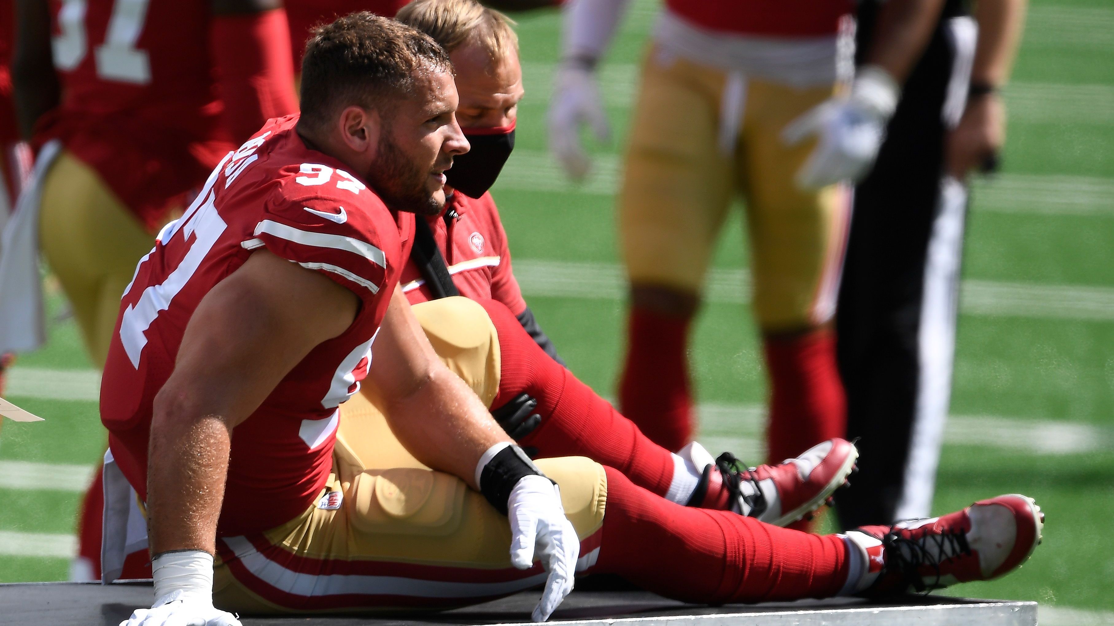 <strong>Nick Bosa (DE, San Francisco 49ers)</strong><br>Kreuzbandriss<br>2020 im Spiel gegen die New York Jets