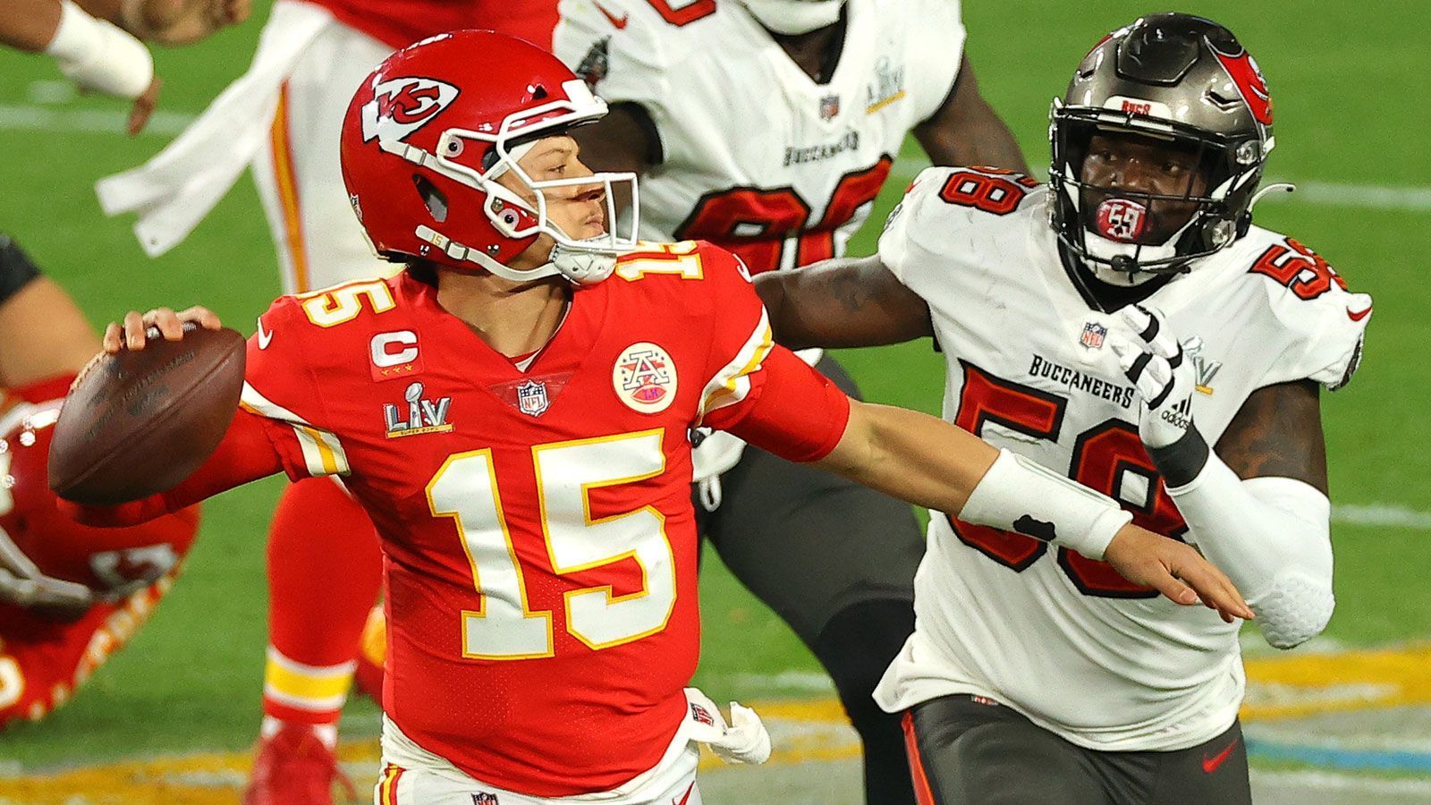 
                <strong>4. Platz: Shaquil Barrett</strong><br>
                &#x2022; Tampa Bay Buccaneers<br>&#x2022; Vertragsdauer: 4 Jahre<br>&#x2022; Jahresgehalt: 17 Millionen Dollar<br>
              