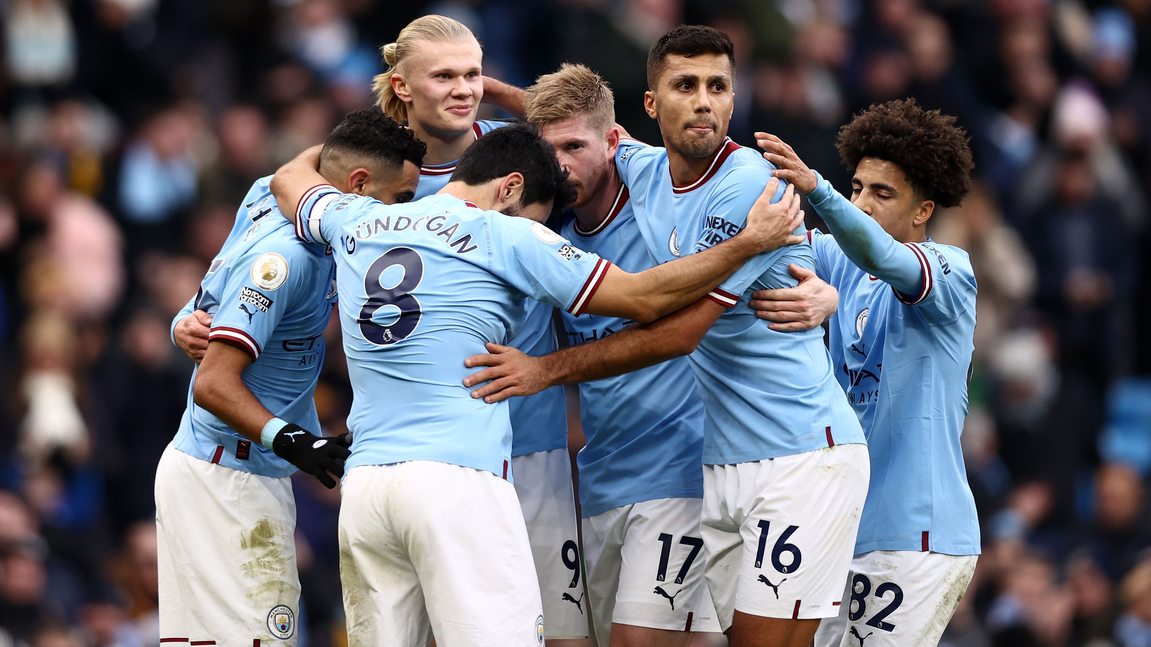 
                <strong>Platz 3: Manchester City</strong><br>
                Wert: 3,942 Milliarden Euro
              