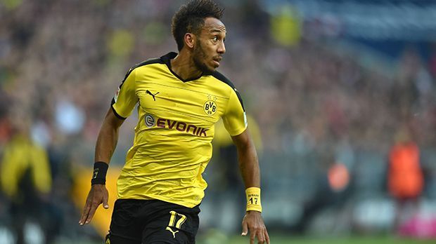 
                <strong>Pierre-Emerick Aubameyang</strong><br>
                Sturm - Pierre-Emerick Aubameyang: Perfekte erste Halbzeit des Stürmers: Wenige Ballkontakte reichten dem Gabuner, um zwei feine Treffer zu erzielen. Zunächst traf Aubameyang mit einem feinen Schlenzer, dann mit einem eleganten Lupfer. Der Abstauber zum dritten Tor in der zweiten Hälfte rundete den perfekten Tag ab. ran-Note: 1
              