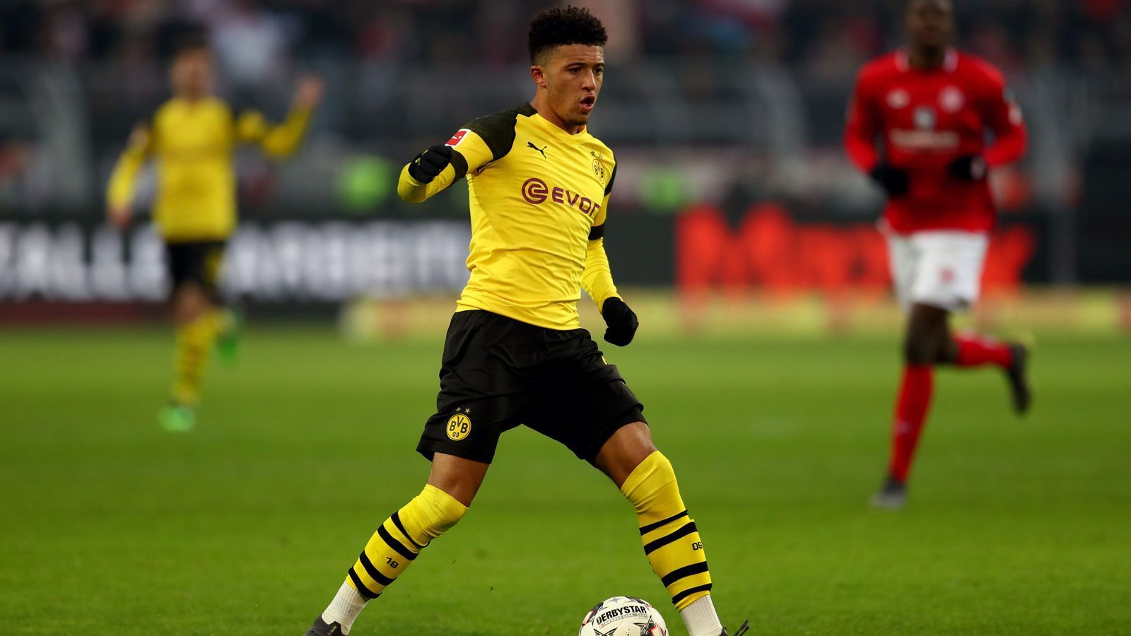 
                <strong>Jadon Sancho (Borussia Dortmund/Deutschland) - 26 Scorerpunkte</strong><br>
                Tore: 10Vorlagen: 16Liga-Einsätze: 29Alter: 19 Jahre
              