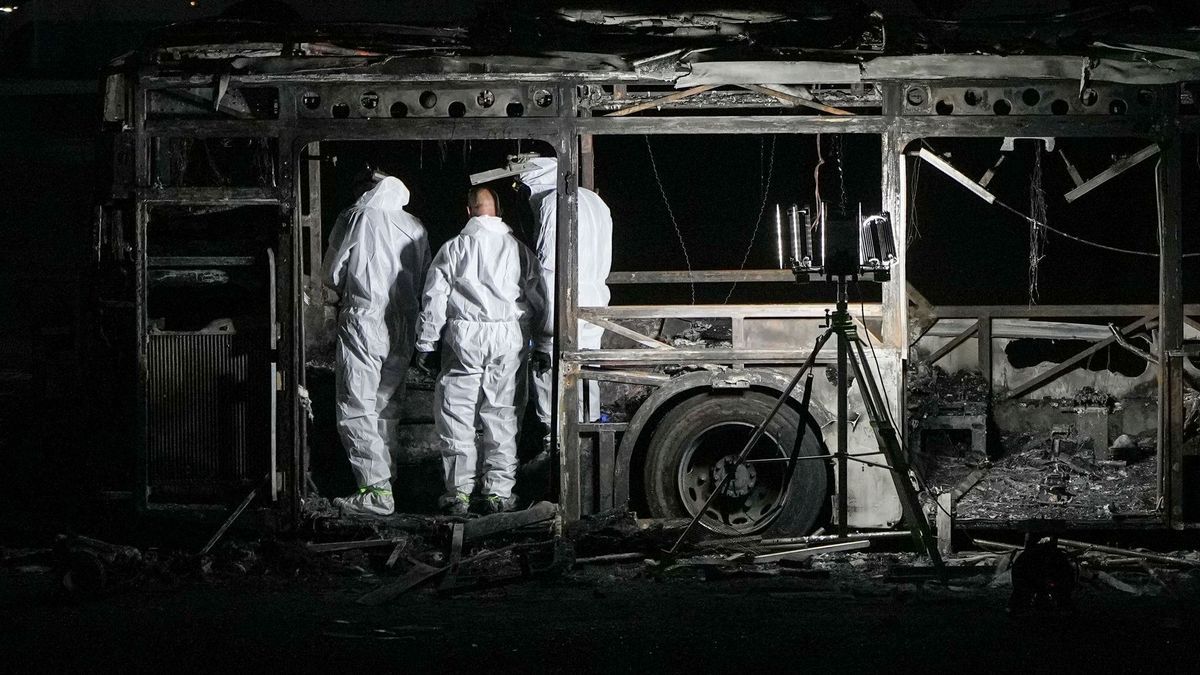 Nahostkonflikt - Bus-Explosionen nahe Tel Aviv