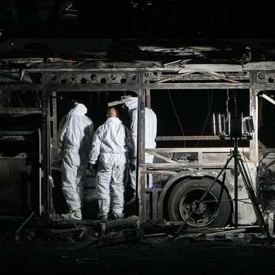 Nahostkonflikt - Bus-Explosionen nahe Tel Aviv