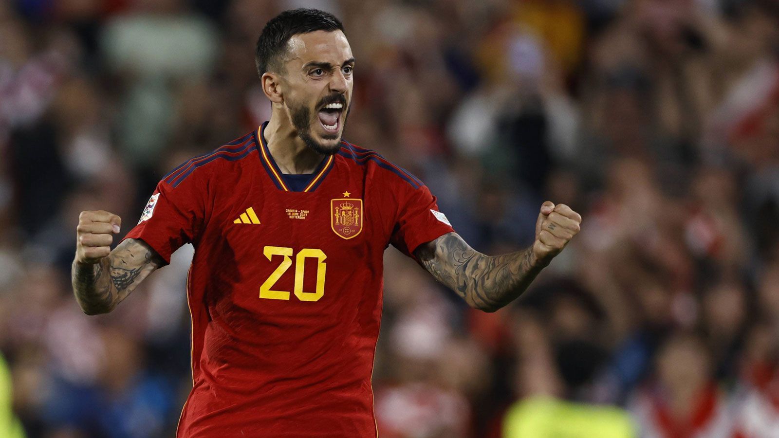 
                <strong>Joselu (Real Madrid)</strong><br>
                Am Sonntag gewann Joselu mit Spanien die Nations League, nur einen Tag später wurde sein Wechsel zu Real Madrid offiziell. Der 33-Jährige, der in der Bundesliga unter anderem für die TSG Hoffenheim und Eintracht Frankfurt aktiv war und in Stuttgart geboren wurde, kommt von LaLiga-Absteiger Espanyol Barcelona. Die "Königlichen" zahlen für den Mittelstürmer laut Medienberichten eine Leihgebühr in Höhe von 500.000 Euro und verfügen über eine Kaufoption in Höhe von 1,5 Millionen Euro. In der vergangenen Saison traf Joselu in der Meisterschaft 16 Mal und legte zwei weitere Tore auf. Damit hat Real Ersatz für den abgewanderten Karim Benzema gefunden.
              