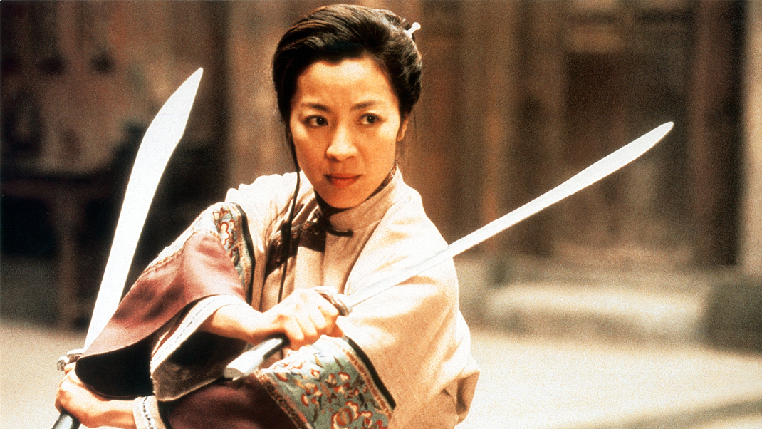 "Everything Everywhere All at Once"-Star Michelle Yeoh wurde schon mit dem Martial-Arts-Film "Tiger and Dragon" (2000) zum Filmstar.