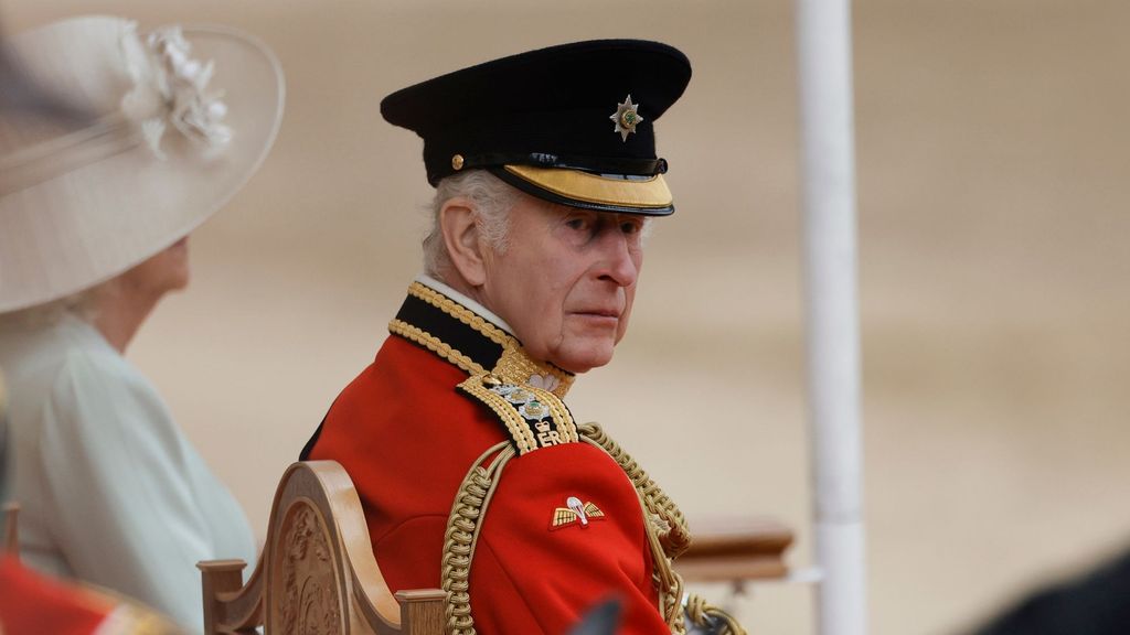 König Charles III. feiert Geburtstag: Spontane Änderung der Parade heute aus traurigem Anlass