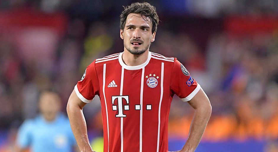 
                <strong>Mats Hummels</strong><br>
                Im ersten Durchgang nicht ganz so souverän wie sein Nebenmann, aber auch in den meisten Situationen zur Stelle, wenn es brenzlig wird. Unter dem Strich nicht ganz so stark wie Boateng. ran-Note: 3
              