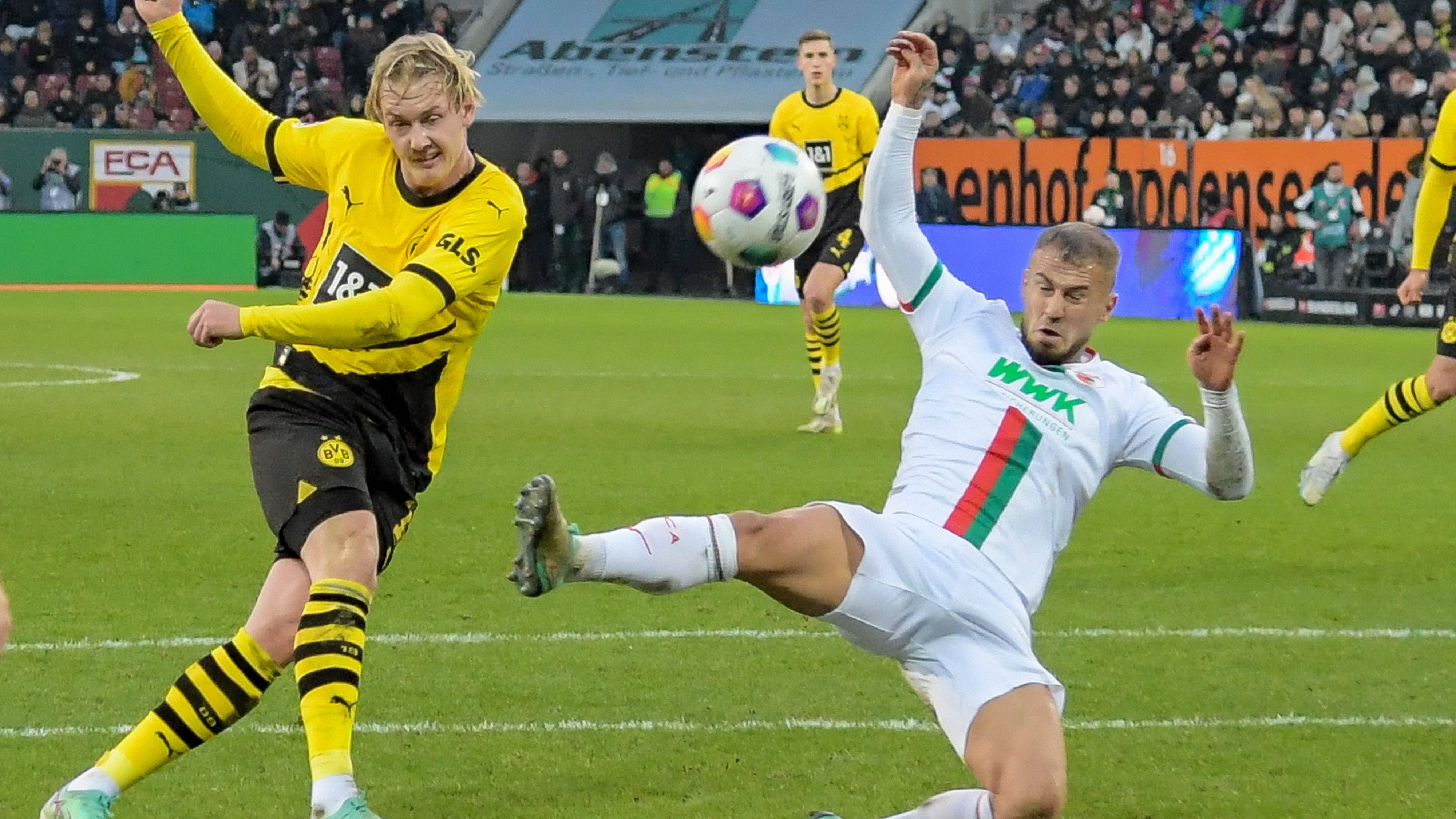 <strong>Julian Brandt (Mittelfeldspieler)</strong><br>Brandt ist wohl eines der drei größten fußballerischen Talente im Kader des BVB. In dieser Saison hat er es bislang konstanter als in den Jahren zuvor geschafft, dieses Talent auch auf den Platz zu bringen. Elf Torbeteiligungen - Höchstwert beim BVB - zeugen von einer starken Saisonhälfte. <strong><em>ran</em>-Weihnachtsnote: 2</strong>