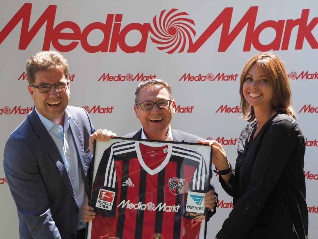 Article Image Media