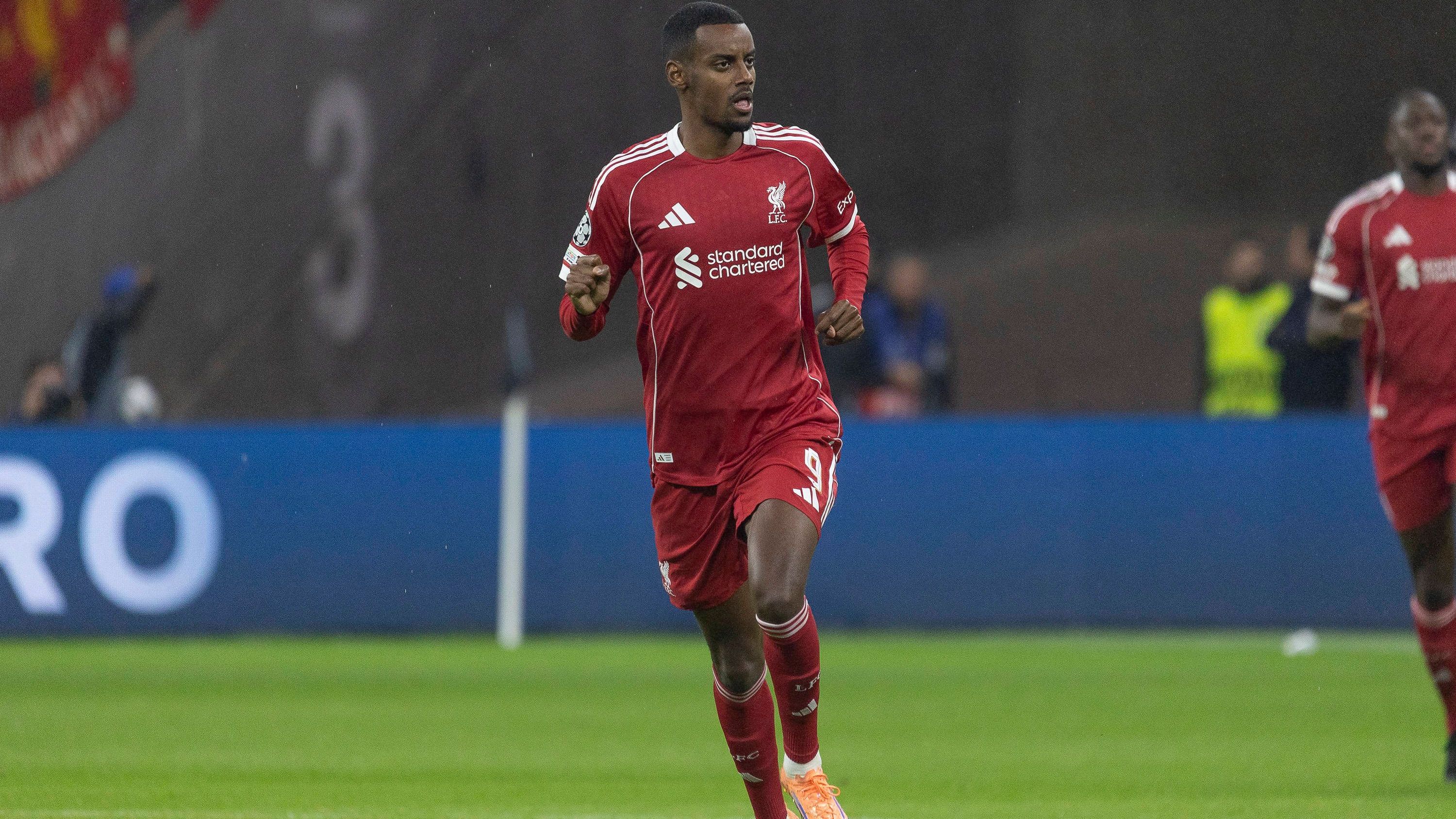 <strong>Alexander Isak (geboren am 21.09.1999)</strong><br><strong>Verein:</strong> FC Liverpool<br><strong>Marktwert:</strong> 140 Millionen Euro<br><strong>Nationalität:</strong> Schwedisch