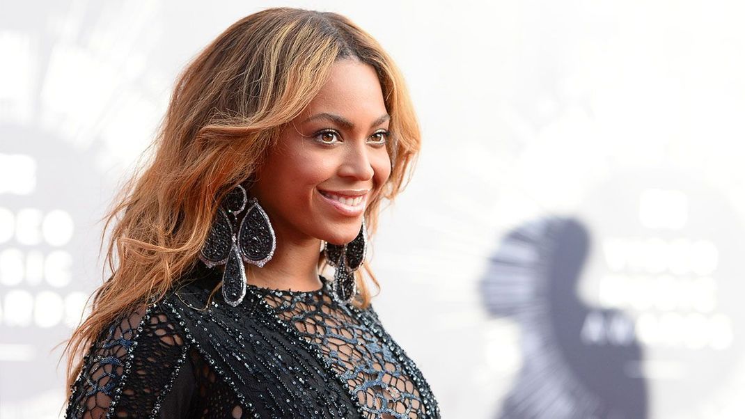 Sie ist liebende Mutter, erfolgreicher Superstar und ehemaliges Mitglied einer der erfolgreichsten Girlbands unserer Zeit: Beyonce! Wir verraten euch die Lieblingsdüfte von Queen B. 