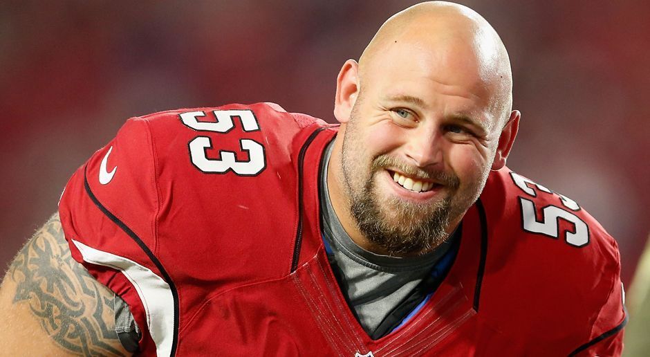 
                <strong>Arizona Cardinals</strong><br>
                A.Q. Shipley (Center)
              