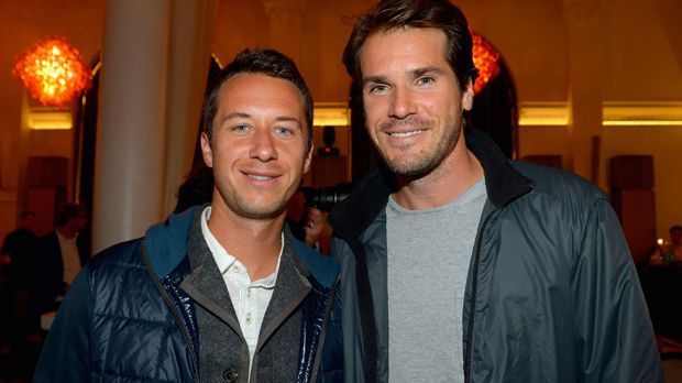 
                <strong>Philipp Kohlschreiber und Tommy Haas</strong><br>
                Philipp Kohlschreiber (l.) hat die BMW Open 2007 und 2012 gewonnen und im vergangenen Jahr das Endspiel gegen Tommy Haas (r.) verloren. Der Titelverteidiger Haas startet am Mittwoch ins Münchener Turnier. 
              