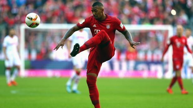 
                <strong>Jerome Boateng (FC Bayern München)</strong><br>
                Abwehr - Jerome Boateng (FC Bayern München): 71,65 Prozent gewonnene Zweikämpfe in 19 Bundesliga-Spielen.
              