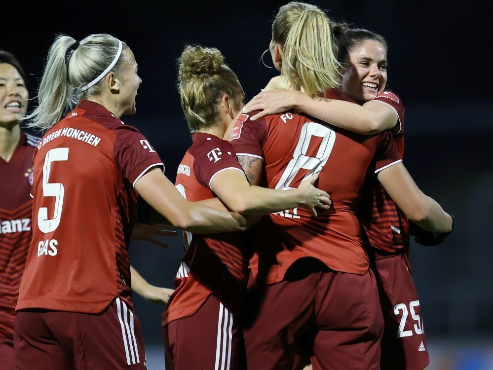 Frauen Bundesliga Bayern Vorerst Auf Rang Zwei