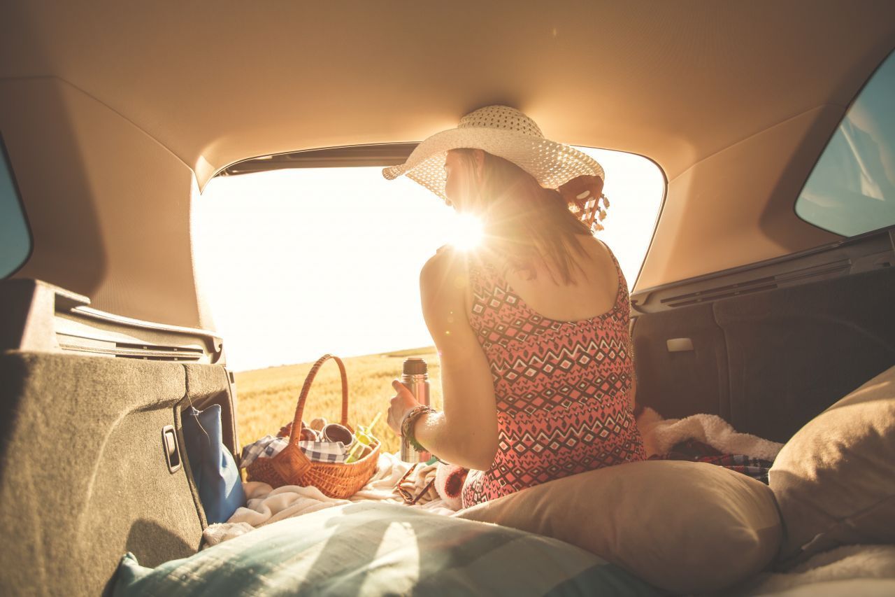 Im Auto schlafen: Mit Tricks wird dein PKW zum Camper