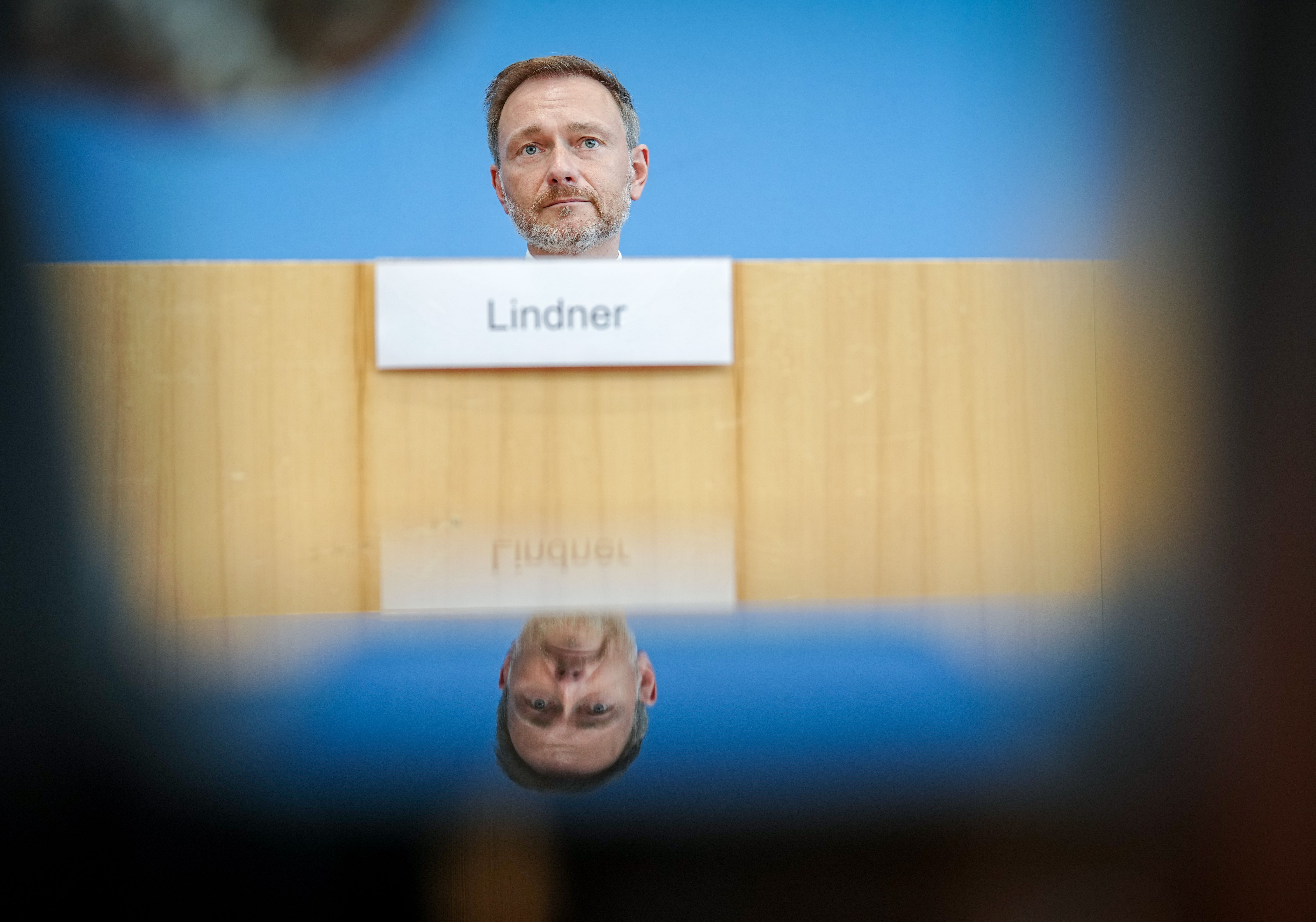 Lindner Beziffert Finanzlücke Im Etat 2024 Auf 17 Milliarden Euro