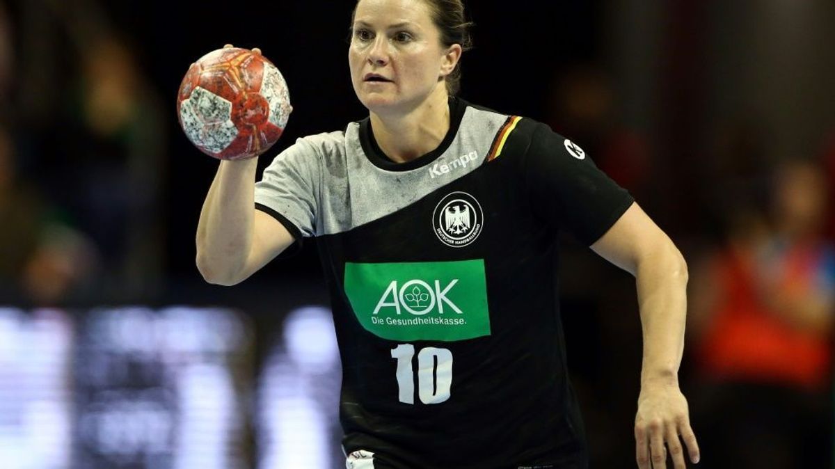 Thiel bringt Anna Loerper ins Gespräch
