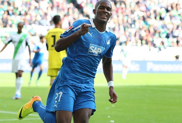 
                <strong>VfL Wolfsburg - 1899 Hoffenheim 2:1</strong><br>
                Anthony Modeste gelingt etwas, was vorher noch kein anderer Spieler in dieser Saison geschafft hat: Ein Gästetor beim VfL. Die Führung feiert der Franzose ausgiebig
              