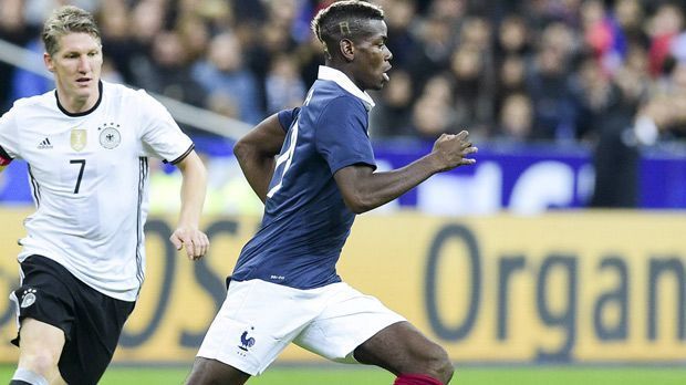 
                <strong>Paul Pogba</strong><br>
                Paul Pogba: Mit dem Spiel gegen Deutschland konnte das Juwel von Juventus Turin seinen Marktwert sicher nicht steigern. Ein starker Schuss und einige Ballgewinne - viel mehr blieb nicht hängen. Pogba kann sicher mehr. ran-Note: 4.
              