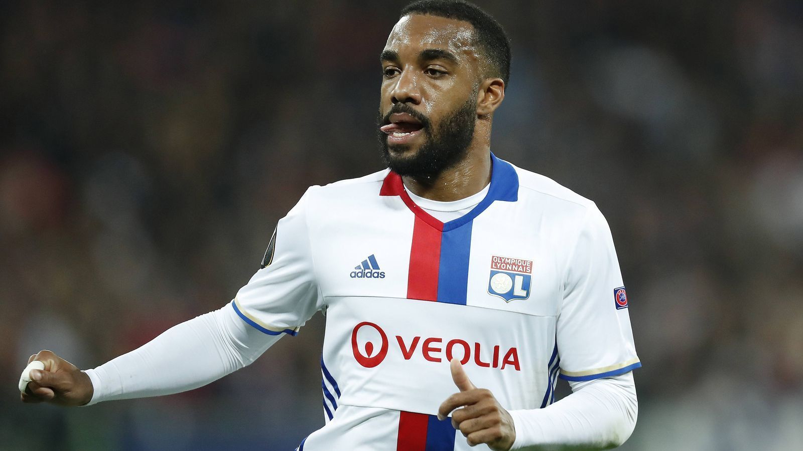 
                <strong>Platz 5: Olympique Lyon</strong><br>
                Erzielte Ablösen mit Eigengewächsen seit 2015: 270 Mio. Euro Wertvollstes Eigengewächs: Alexandre Lacazette (für 53 Mio. Euro zum FC Arsenal)
              