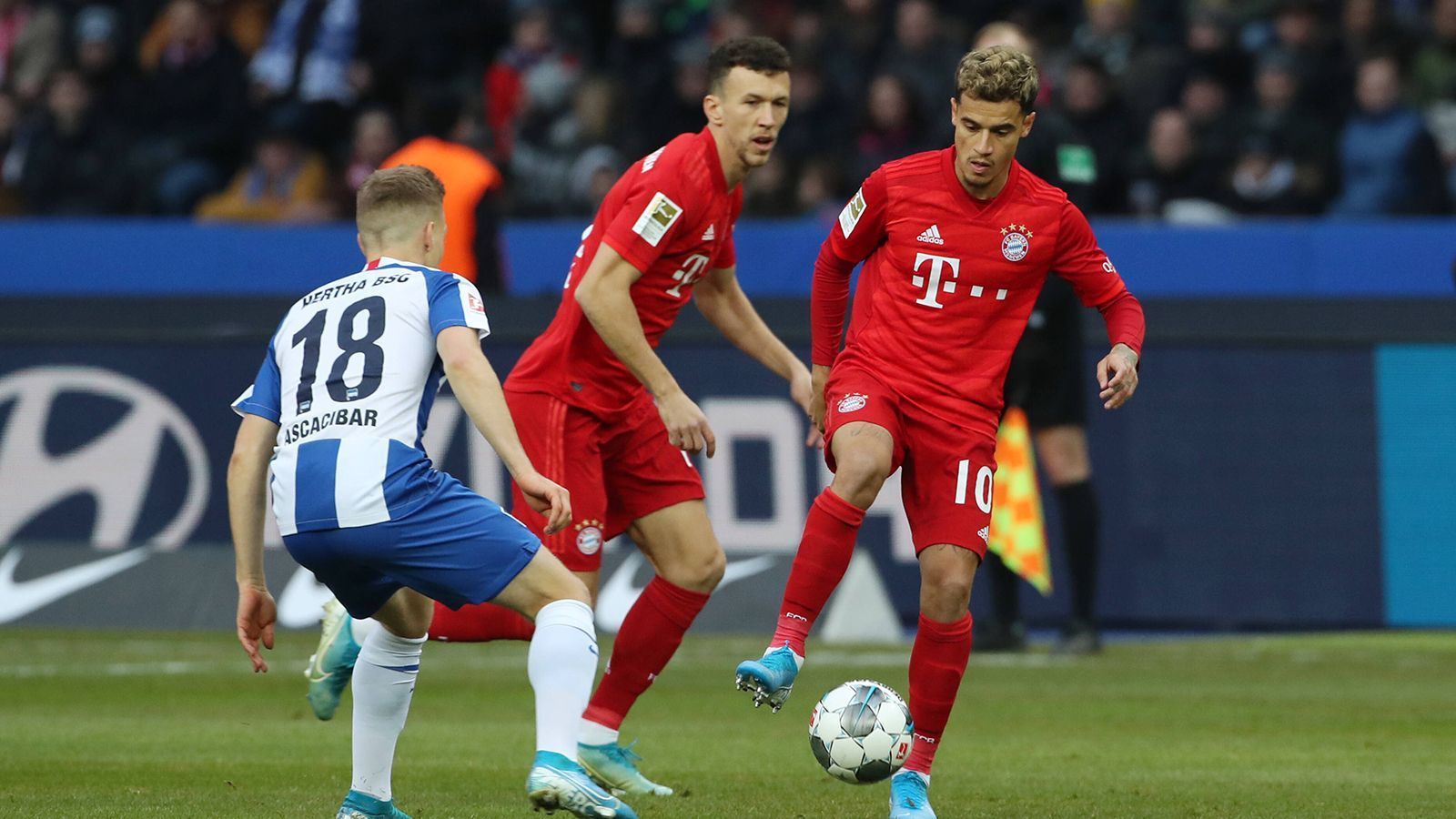 
                <strong>Auslaufende Verträge: FC Bayern</strong><br>
                Ivan Perisic, Philippe Coutinho, Alvaro Odriozola (Leihverträge enden), Kwasi Wriedt (wechselt zu Willem II Tilburg)
              