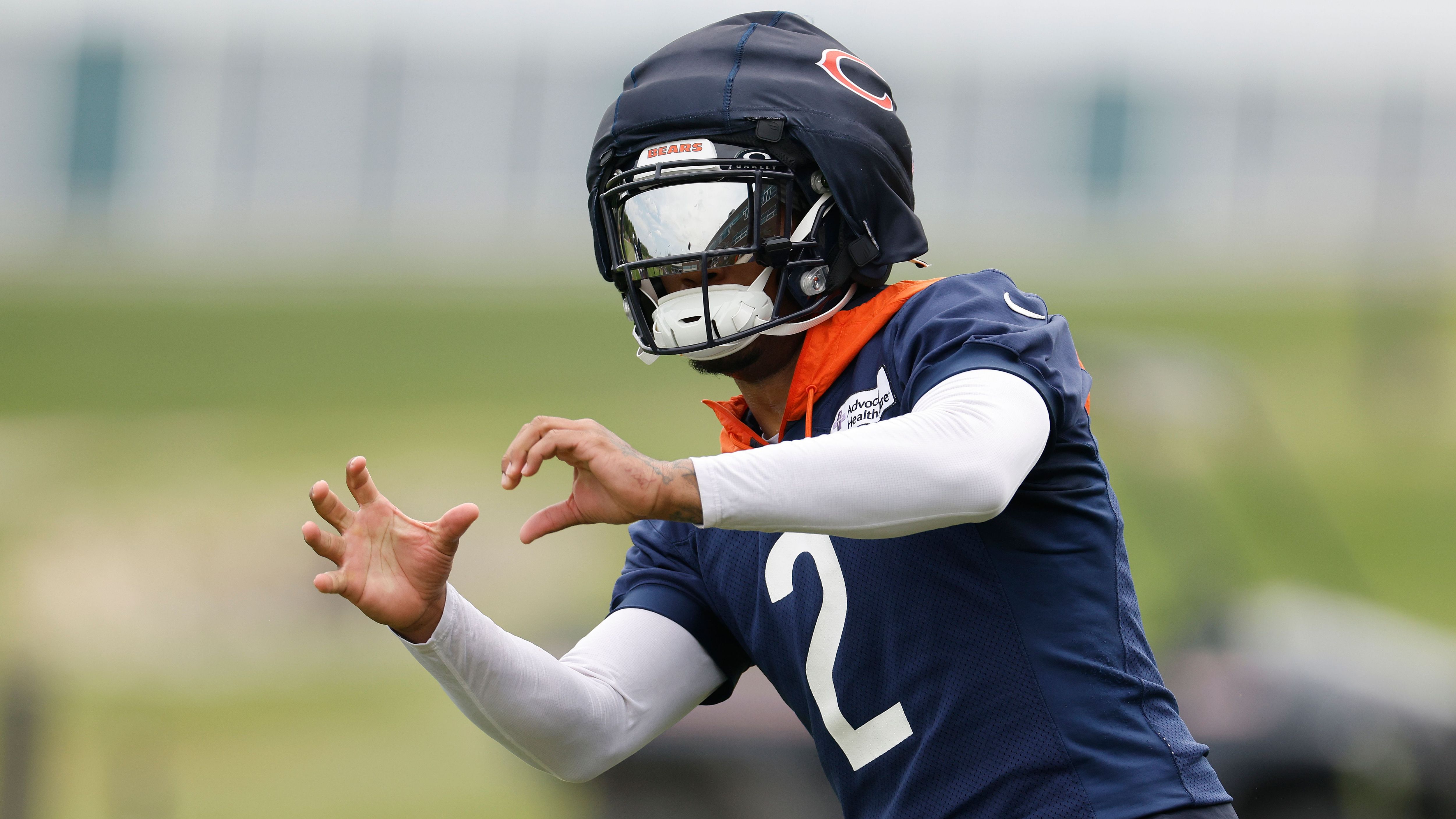 <strong>D.J. Moore (Chicago Bears, 7531 Yards)</strong><br>Ein Name, den man auf so einer Liste vielleicht nicht erwartet hätte: DJ Moore. In sieben NFL-Jahren kam er im Schnitt auf 1.123 Yards – trotz schwächelnder Panthers- und teils katastrophaler Bears-Offense. Bleibt er verletzungsfrei und verbessert seine Chemie mit Caleb Williams, könnte es für den 28-Jährigen noch möglich werden.