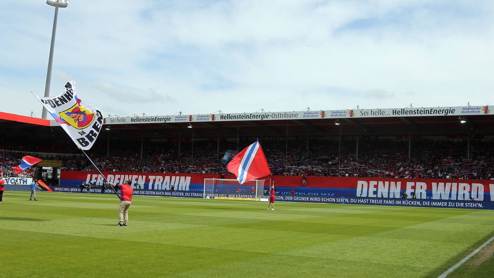 
                <strong>Voith-Arena (1. FC Heidenheim)</strong><br>
                der beste Name laut ChatGPT: "Heidenheim-Hort"
              