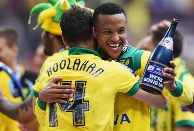 
                <strong>Norwich City</strong><br>
                Norwich mit Dirk Nowitzkis Schwager Martin Olsson (r.) schaffte in den Playoffs gegen den FC Middlesbrough den Aufstieg. Im Rückspiel behauptete sich Norwich mit 2:0. Damit kehrt der Klub nach nur einem Jahr wieder in die Premier League zurück.
              