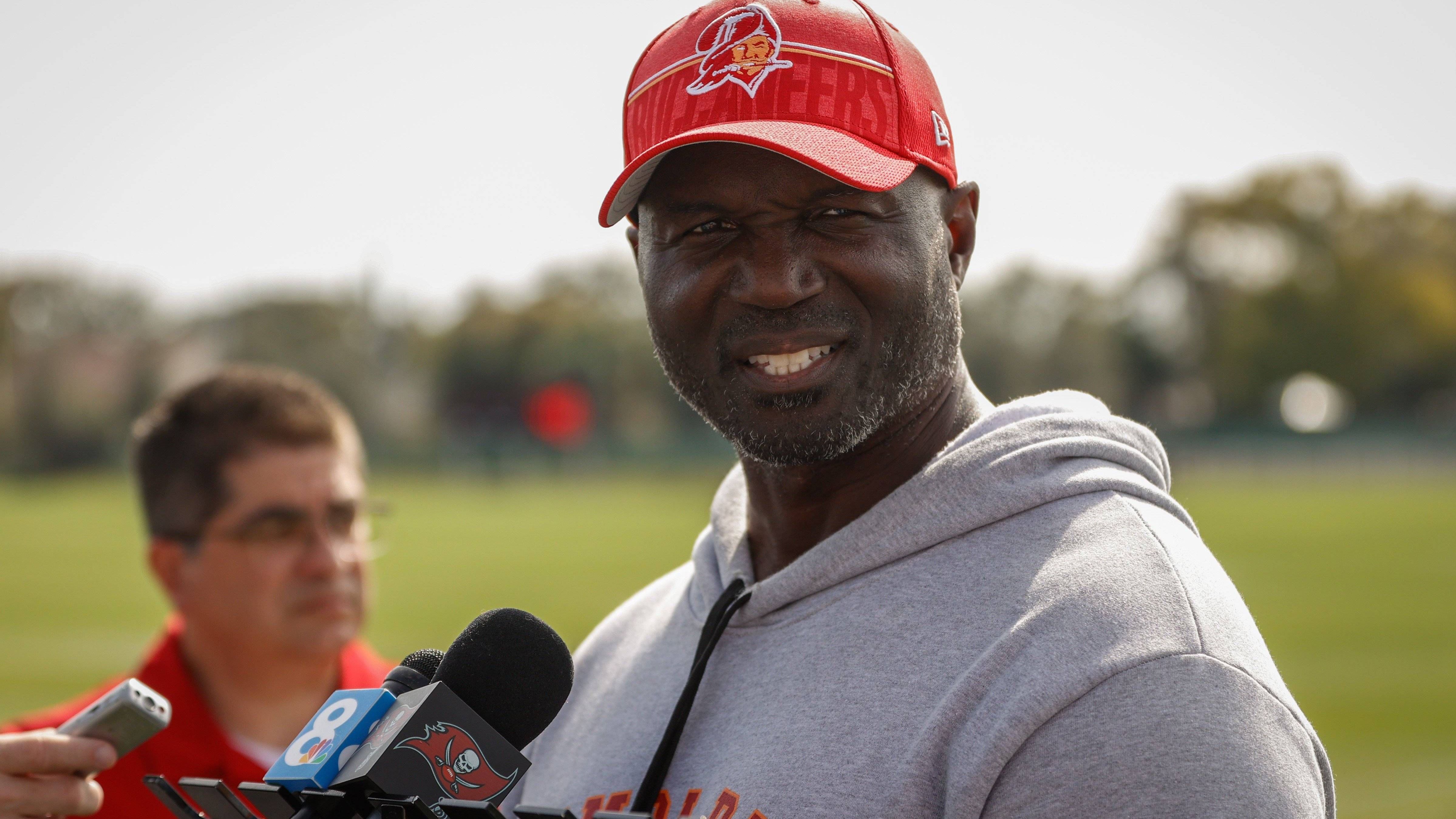 <strong>Platz 4: Todd Bowles (Tampa Bay Buccaneers)</strong><br>Geburtstag: 18. November 1963<br>Im Amt seit: 2022