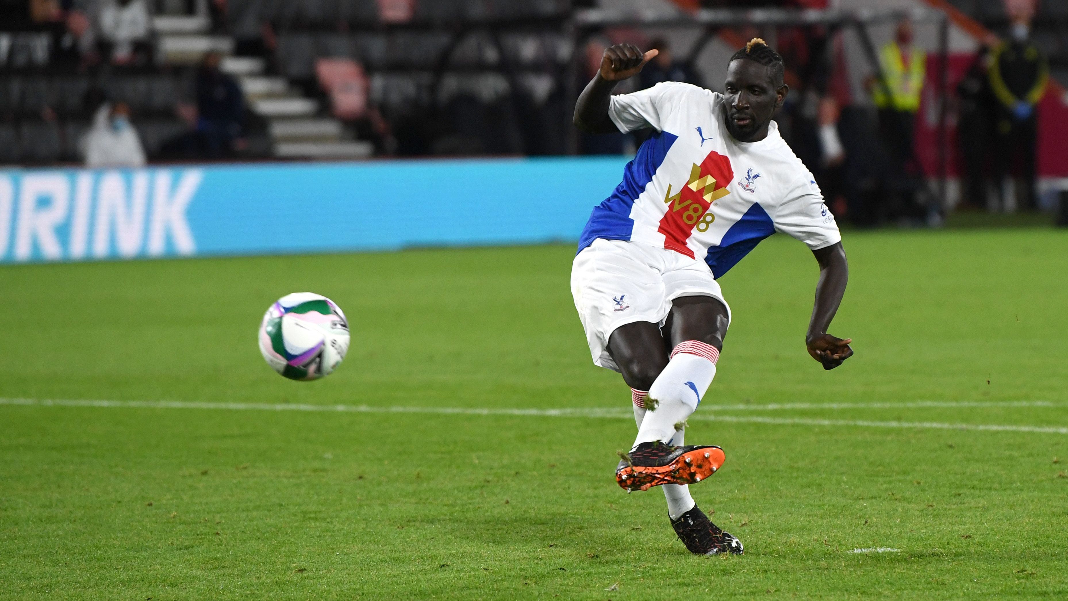 <strong>Platz 9 - Mamadou Sakho</strong><br><strong>Ablösesumme:</strong> 28,2 Millionen Euro<br><strong>Aufnehmender Verein:</strong>&nbsp;Crystal Palace<br><strong>Abgebender Verein:</strong> FC Liverpool<br><strong>Zeitpunkt des Wechsels:</strong> 31. August 2017