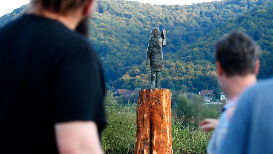 Skurriler Vorfall: Diese Melania-Statue wurde gestohlen.