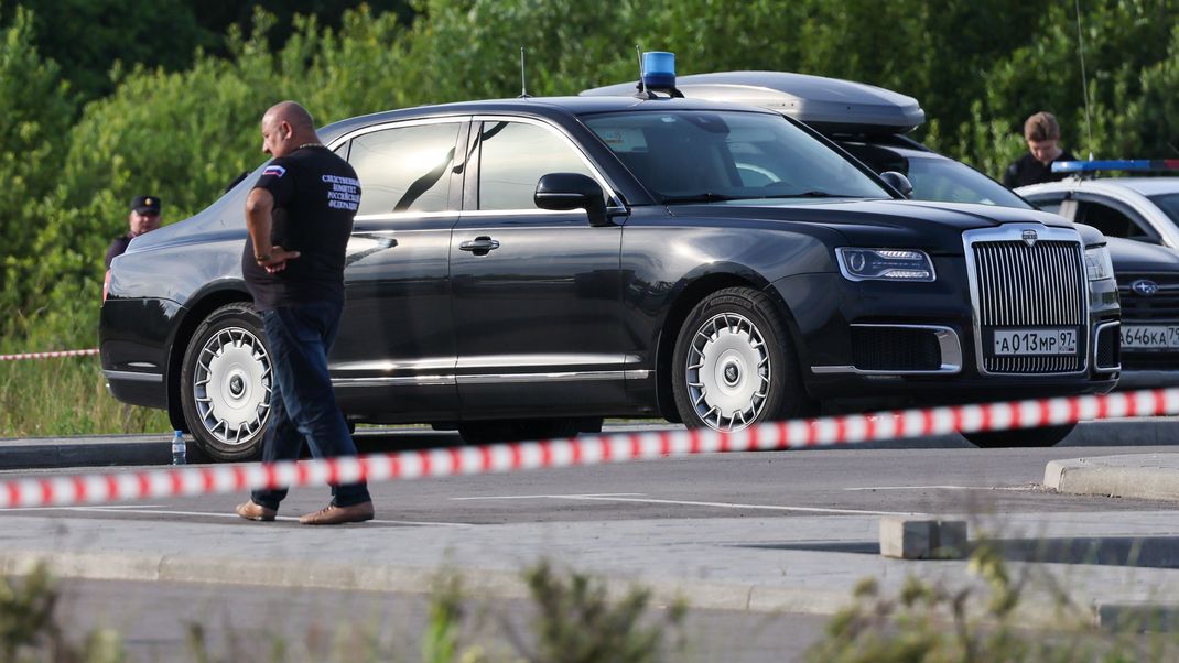 Der gerade erst entlassene Verkehrsminister Roman Starowoit ist Moskauer Behördenangaben zufolge tot mit einer Schusswunde in einem Auto gefunden worden.