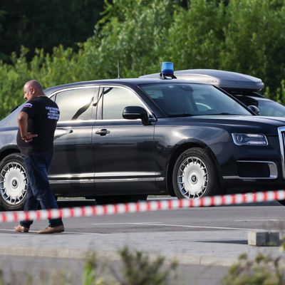 Die Leiche des ehemaligen russischen Verkehrsministers Roman Starowoit wurde in seinem Auto gefunden.