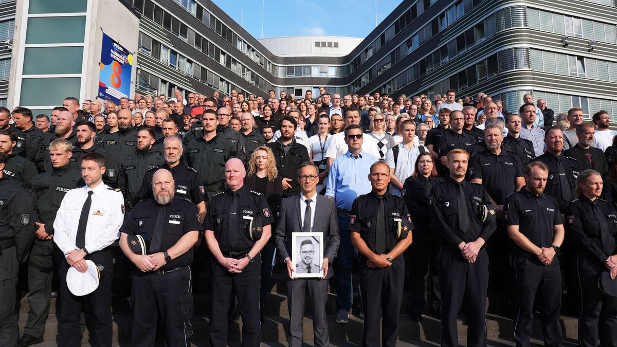 Schweigeminute für den in Völklingen getöteten Polizisten