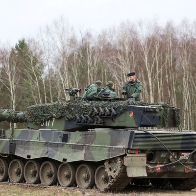 UKRAINE-CRISIS/POLAND-LEOPARD2TANKS